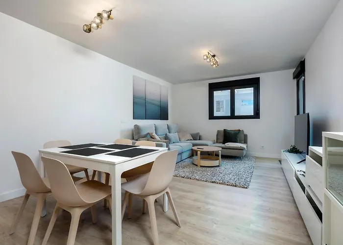 Appartement New 3 Bedroom With Pool + Near - Rdr274 *