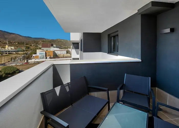 New 3 Bedroom With Pool + Near - Rdr274 *