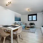 Apartamento New 3 Bedroom With Pool + Near - Rdr274 *
