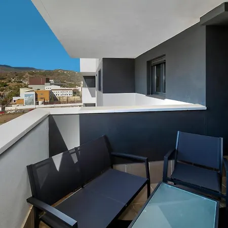 New 3 Bedroom With Pool + Near - Rdr274 *