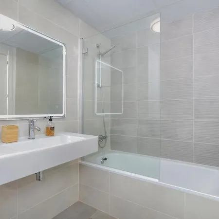 公寓 New 3 Bedroom With Pool + Near - Rdr274 埃斯特波纳