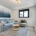 New 3 Bedroom With Pool + Near - Rdr274 エステポナ