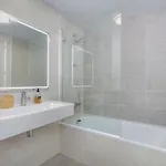 アパート New 3 Bedroom With Pool + Near - Rdr274 エステポナ